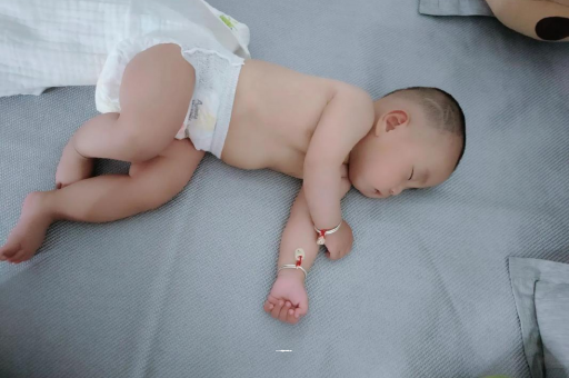 弥勒怀孕多久肚子会胀气